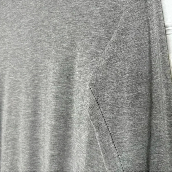 Mrs. Tee Cardigan Grey  Size Large - Picture 12 of 16